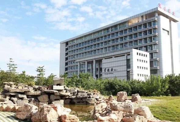 2020年内蒙古艺术学院校考成绩查询时间变更通知！