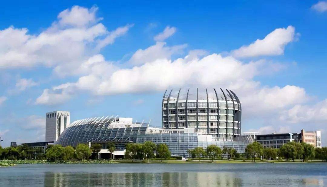东华大学2020年改用美术统考综合分数录取！