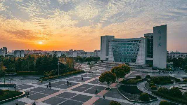 上海高考分数查询|2020年上海高考成绩查询时间及查分方式！
