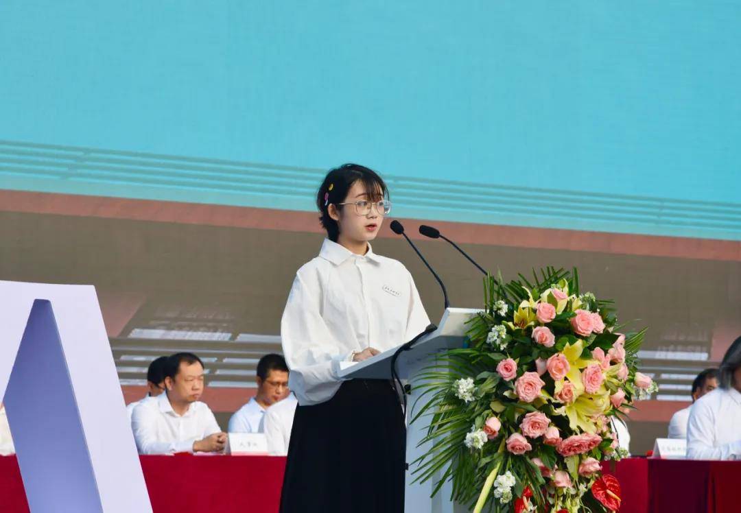 广州美术学院工业设计学院新生代表发言