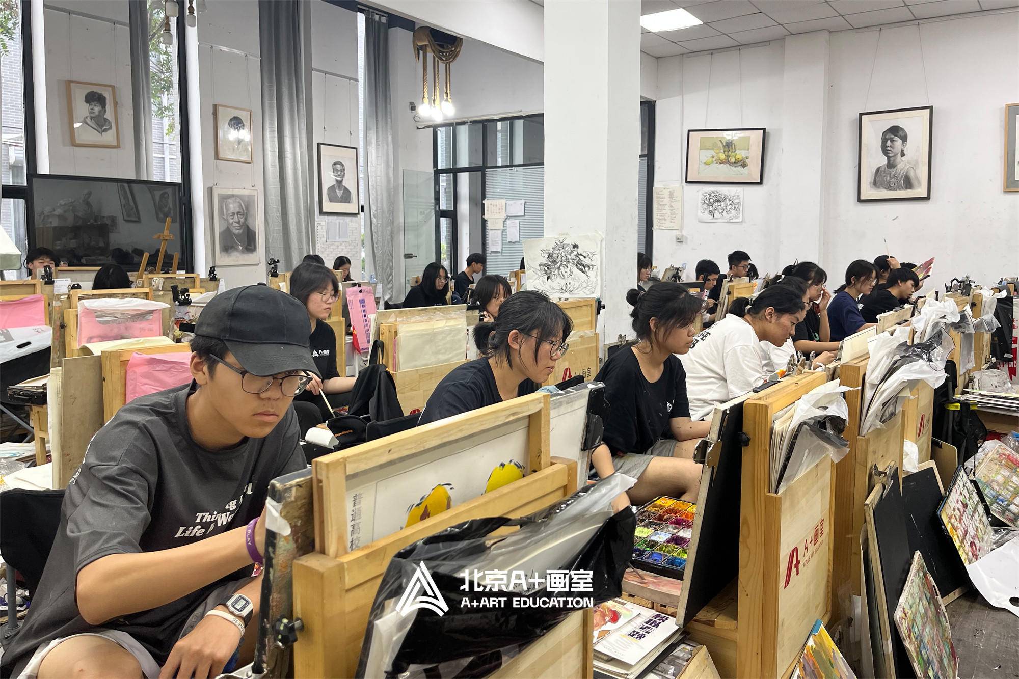 北京画室排名前十位北京A+画室色彩课堂